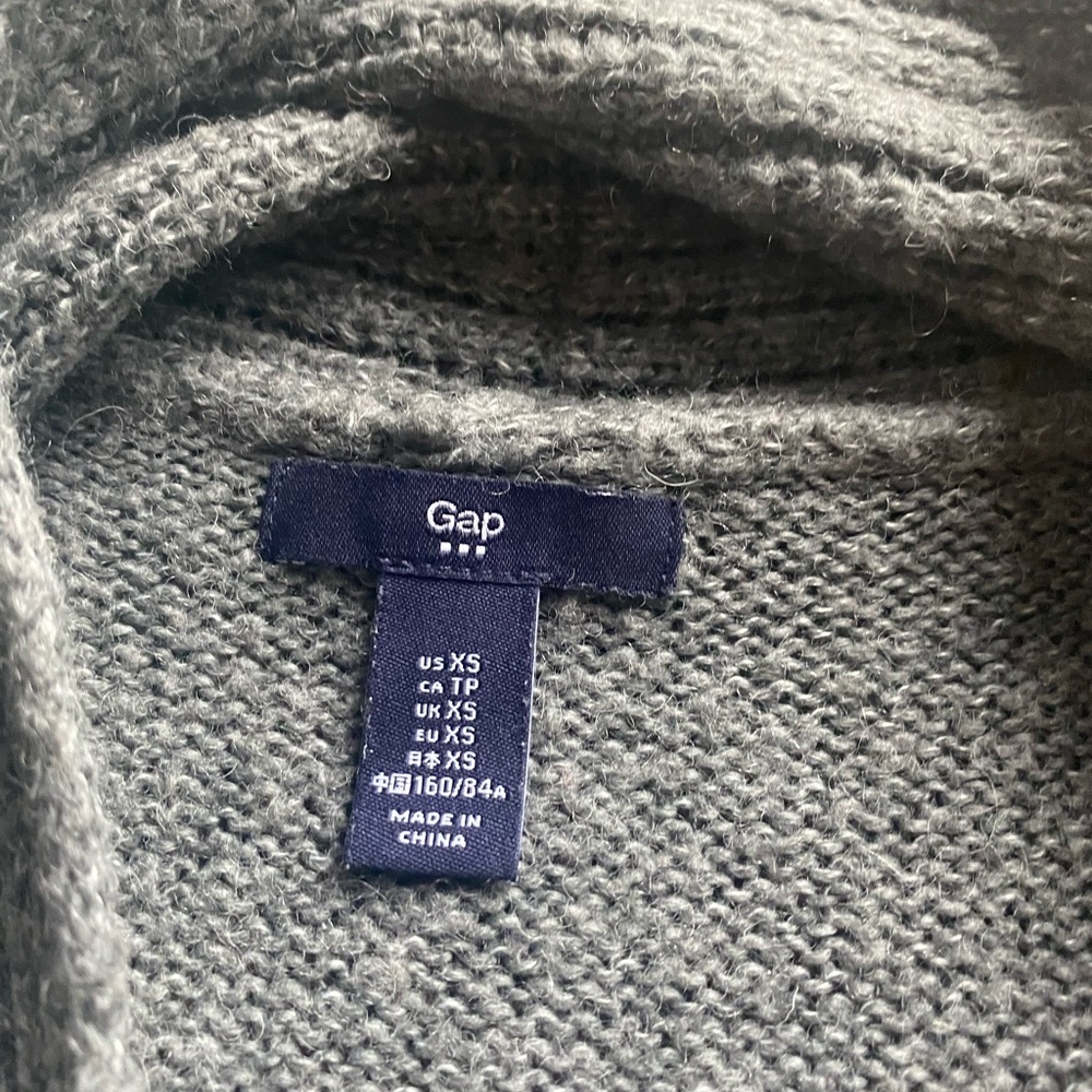 GAP Factory sweater vest XS